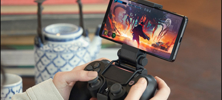 Smartfon SONY Xperia 1 II granie procesor wydajność pad ps4 proporcje ekranu