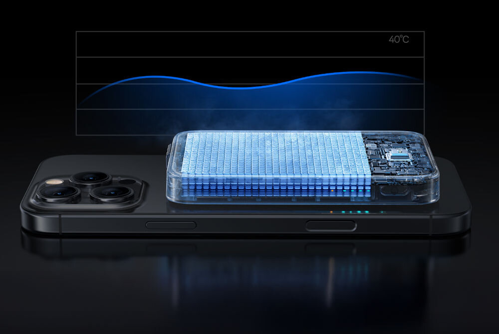 Powerbank BASEUS PicoGo AM61 QI2.2 10000 mAh 45W Czarny Na czarnym tle widoczny jest smartfon z zamocowanym przezroczystym powerbankiem Baseus. Nad urządzeniem przedstawiony jest wykres obrazujący temperaturę utrzymującą się poniżej 40°C, symbolizujący efektywne chłodzenie podczas ładowania.

