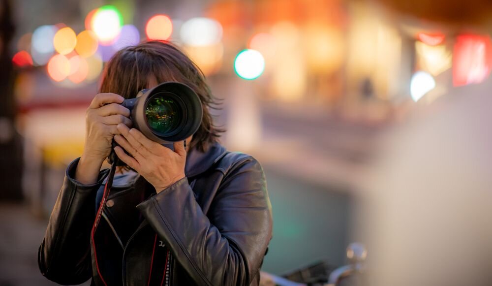 Obiektyw CANON RF 85 mm f-1.2L USM DS   ogniskowa przysłona ostrość pierścienie optyka soczewki powłoki montaż bagnet światło jasność zoom filtry waga