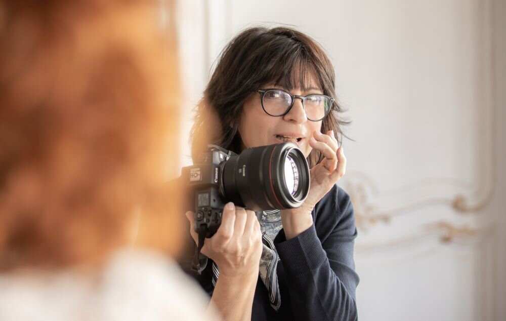 Obiektyw CANON RF 85 mm f-1.2L USM DS   ogniskowa przysłona ostrość pierścienie optyka soczewki powłoki montaż bagnet światło jasność zoom filtry waga