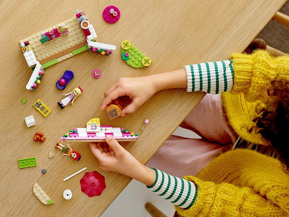 LEGO Friends Parkowa kawiarnia w Heartlake City 41426 - Umiejętności konstruktorskie