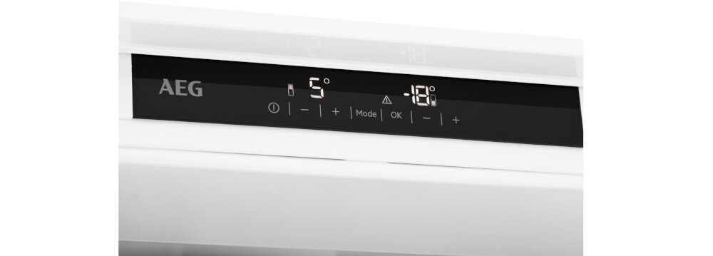 Lodówka AEG SCE818E6TS panel wyswietlacz LEB regulacja temperatura sterowanie przechowywanie produkty