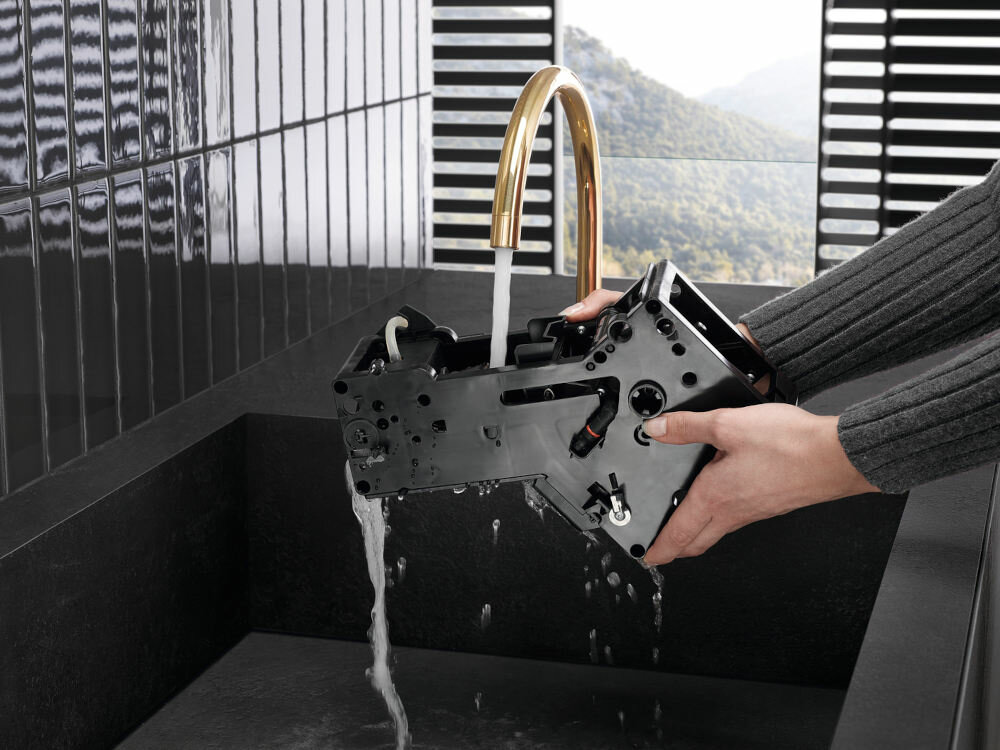 Ekspres MIELE CM 5510 Silence Srebrny latwy do wyjecia czyszczenie
