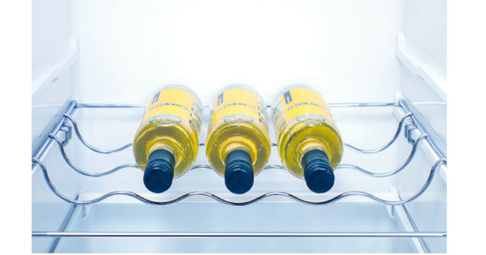 Lodówka HISENSE RS670N4AC1 Side by side Nofrost  - Stylowa przestrzeń do przechowywania butelek