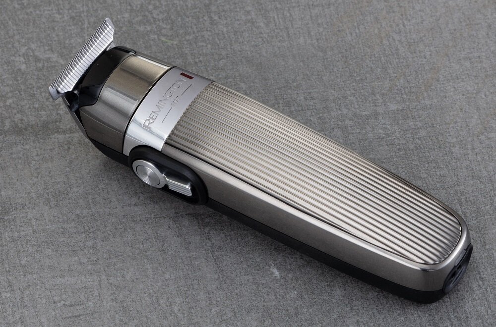 Trymer REMINGTON MB9100 wskaźnik LED
