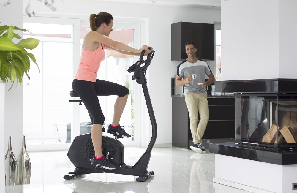 Rower magnetyczny KETTLER Ride 300 Szerokie wygodne siodełko posiada podwójną regulację