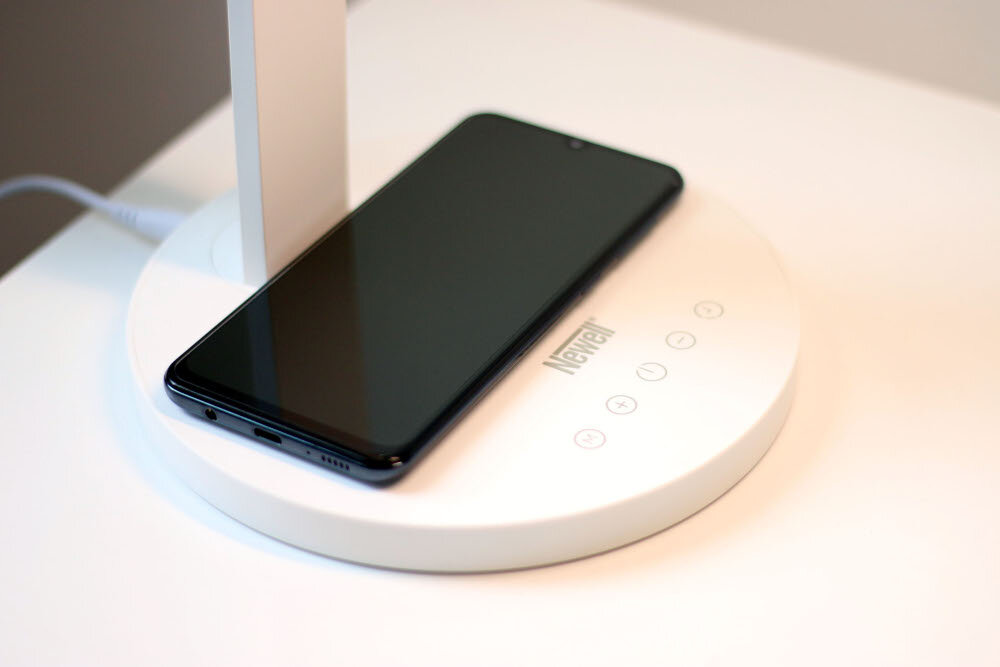 Lampka biurkowa NEWELL Sundesk NH001 ladowarka bezprzewodowa