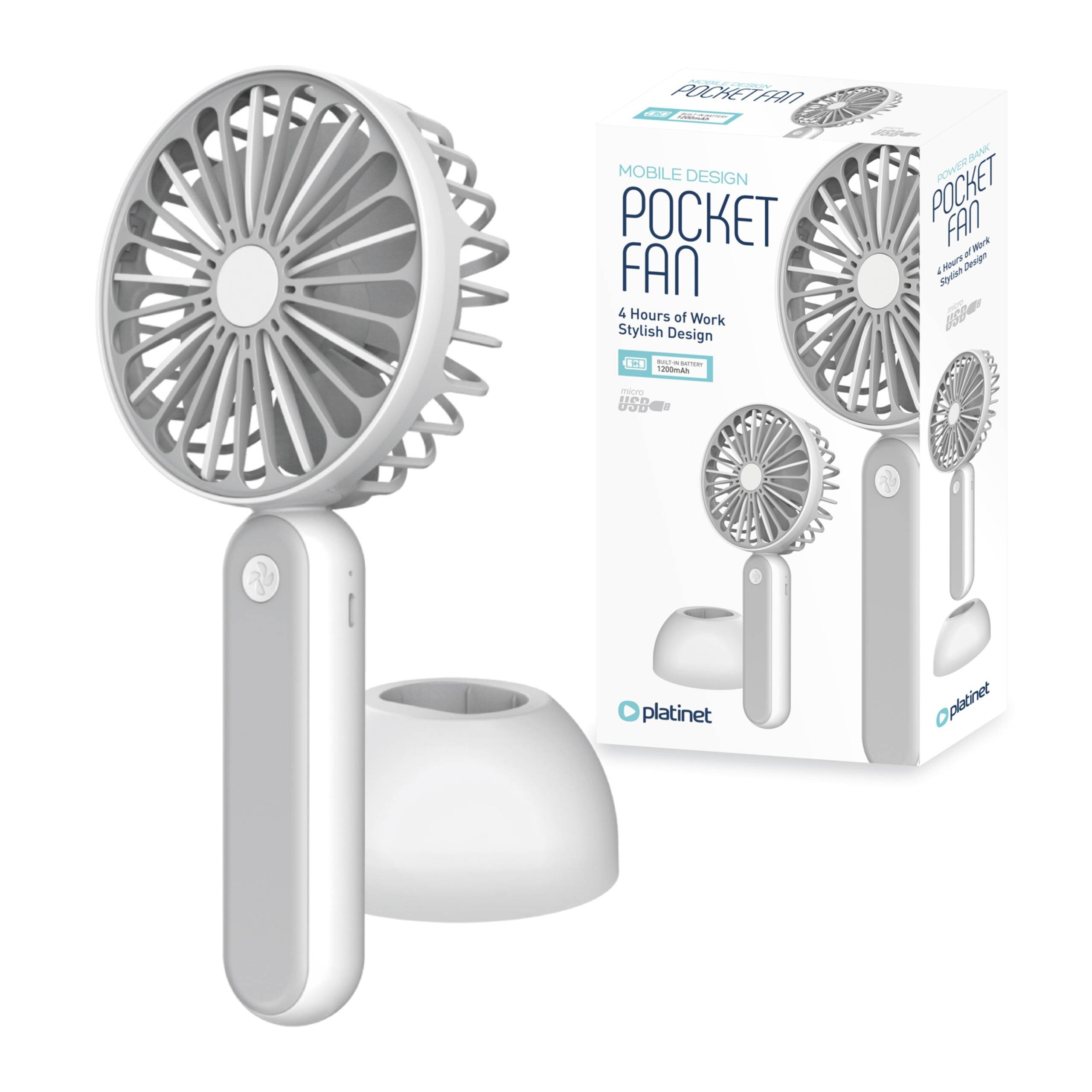 Na obrazie widoczny jest przenośny wentylator z szarymi łopatkami i białą rączką, obok którego znajduje się opakowanie z napisem \'POCKET FAN\'. Logo \'platinet\' jest umieszczone na opakowaniu.