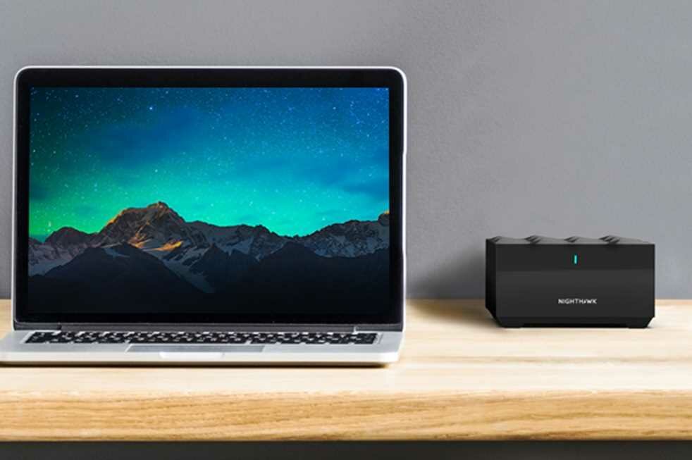 Router NETGEAR Nighthawk MK62 - MU-MIMO 