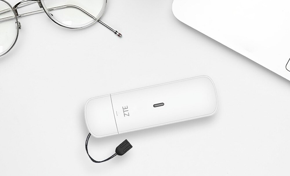 Modem ZTE MF833N 4G LTE, Interfejs USB-A Biały opis