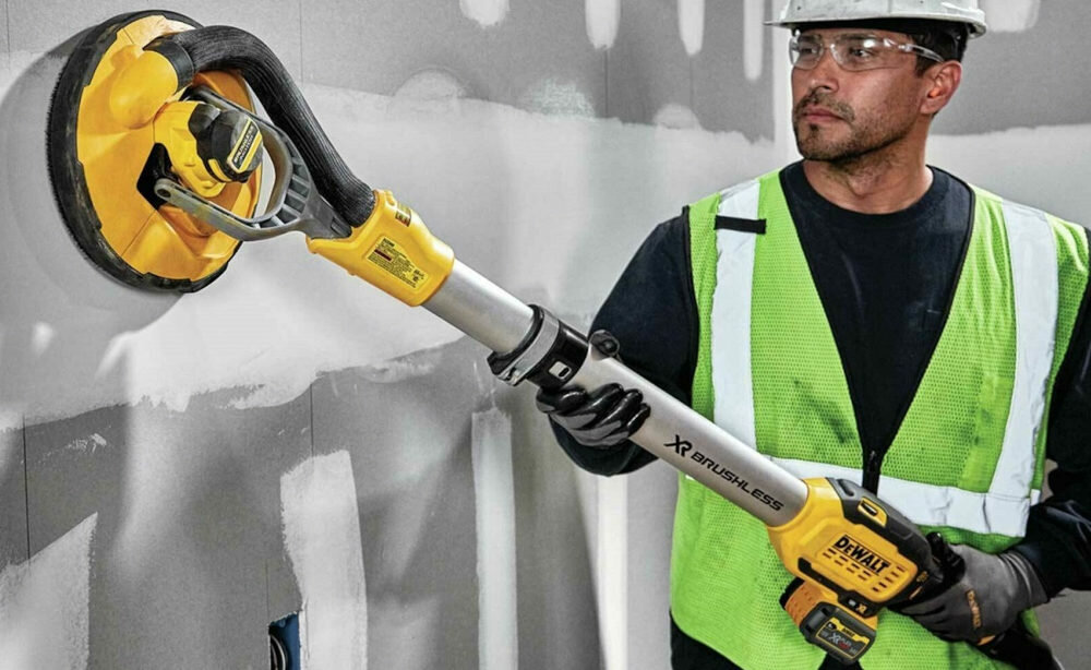 Szlifierka DEWALT DCE800N Mocny bezszczotkowy silnik Wentylowana podkladka szlifierska Pokretlo zmiany predkosci