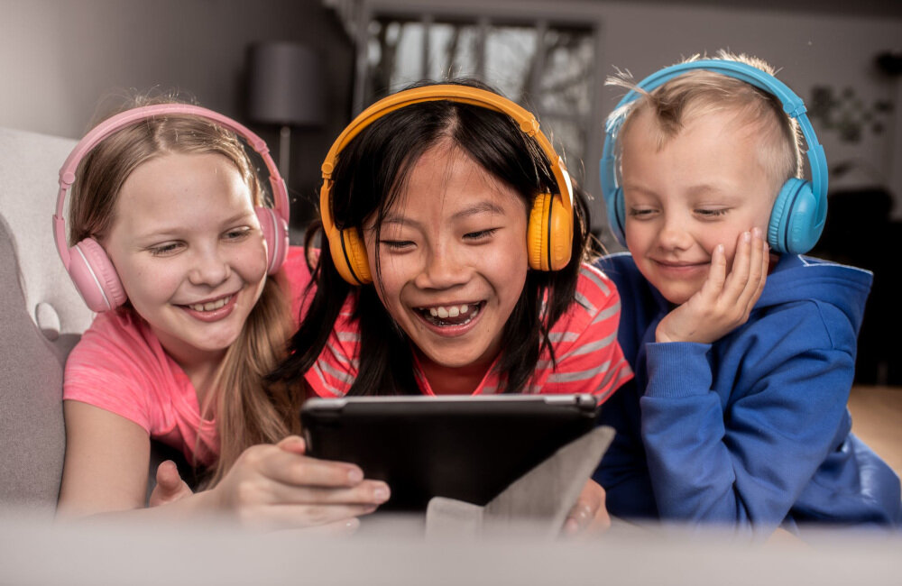 Słuchawki nauszne BUDDYPHONES Play dzielenie się muzyką buddyjack kabel 