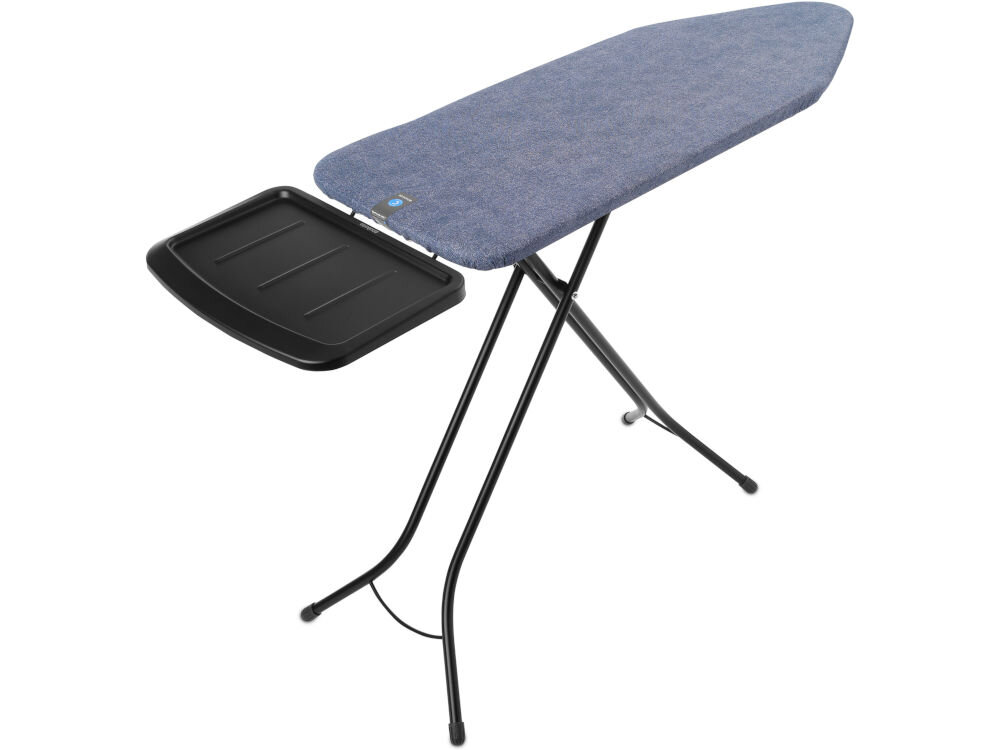Deska do prasowania BRABANTIA 134623 Denim Blue 124 x 45 cm rozłożona deska ciemny pokrowiec czarne nóżki czarna podstawka białe tło certyfikat Cradle-to-Cradle® w poziomie brązowym minimalizowany wpływ na środowisko z materiałów nadających się do recyklingu trwałość łatwość w użytkowaniu ekologiczne rozwiązanie  