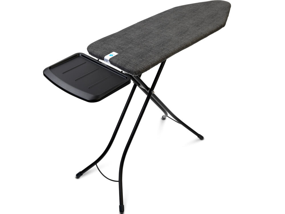 Deska do prasowania BRABANTIA 134746 Denim Black 124 x 45 cm deska stoi bokiem ciemny pokrowiec czarne nóżki czarna podstawka białe tło certyfikat Cradle-to-Cradle® w poziomie brązowym minimalizowany wpływ na środowisko z materiałów nadających się do recyklingu trwałość łatwość w użytkowaniu ekologiczne rozwiązanie  
