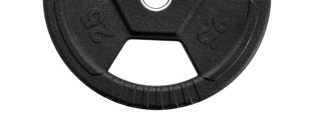 Talerz olimpijski HMS TOH25 (25 kg) z solidnych komponentów wewnętrzna warstwa z wytrzymałej stali wysokiej jakości gruba guma niski poziom hałasu ochrona podłoża przed uszkodzeniem absorbuje uderzenie czytelen oznakowanie wagi 25 kg