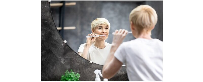 Szczoteczka rotacyjna ORAL-B Genius 10000LW SE