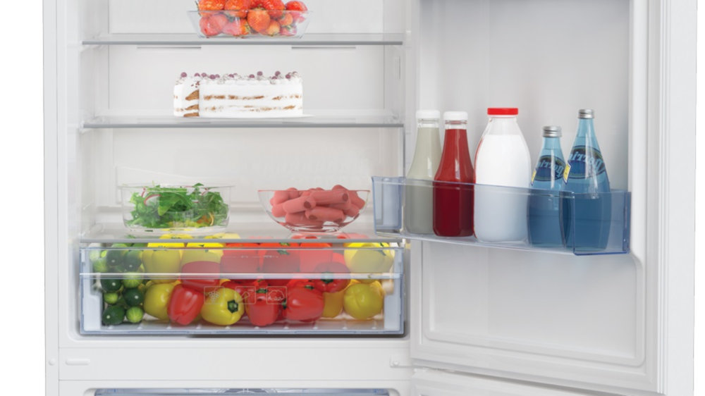 Lodówka BEKO MCNA340E30WN - Oświetlenie LED