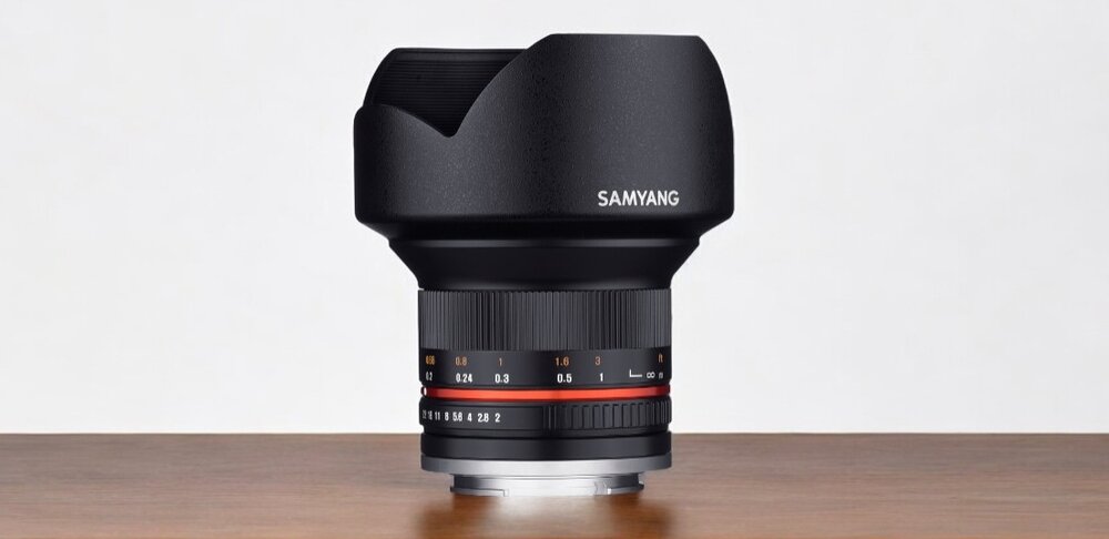 Obiektyw SAMYANG 12 mm f-2.0 NCS CS opis