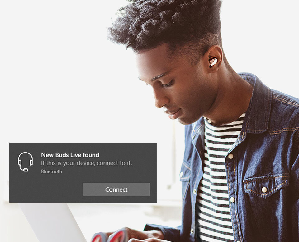 Grafika pokazuje połączenie galaxy buds live z komputerem PC