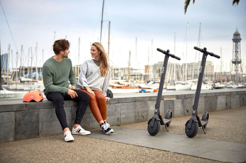 Hulajnoga elektryczna SEGWAY Ninebot Kickscooter E22E Szary tryby jazdy wzniesienia