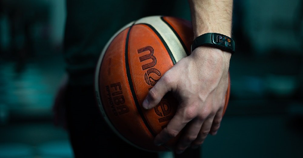 Smartband LAMAX BFit Pro 2 lifestyle