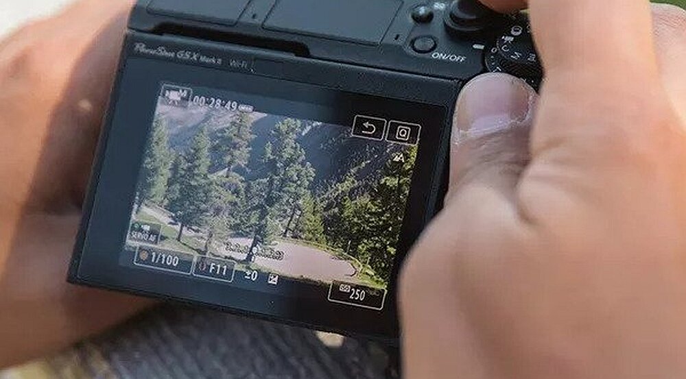 Aparat CANON PowerShot G5 X Mark II matryca obiektyw rozdzielczość bateria filmy nagrywanie autofocus ostrość przysłona wizjer ekran zoom ogniskowa