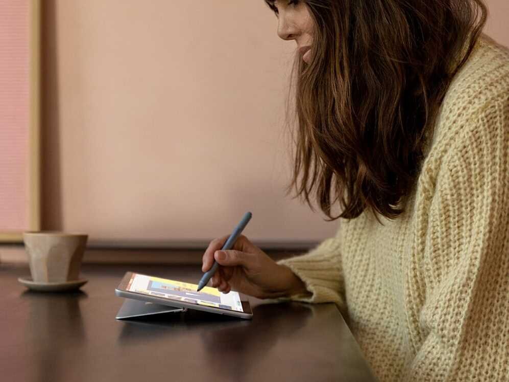 Laptop MICROSOFT Surface Go 2 - Bateria 