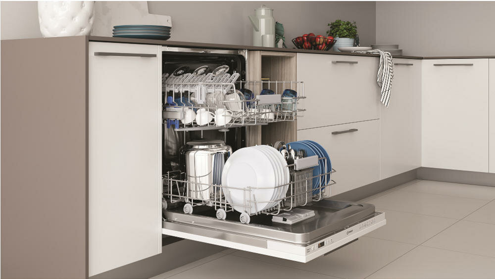 INDESIT-DFC-2B+19ACX zestaw tacka sztućce kabel instrukcja obsługi karta gwarancyjna