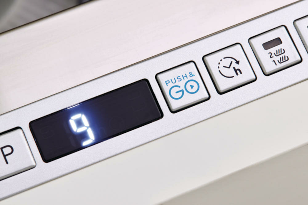 INDESIT-DIE2B19A zmywarka mycie naczyń jeden przycisk mycie suszenie bez płukania start