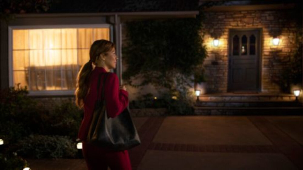 Oświetleniowy zestaw startowy PHILIPS HUE 929001821601 9W E27 (2 szt.) wykryje obecność dom rozświetli się automatycznie