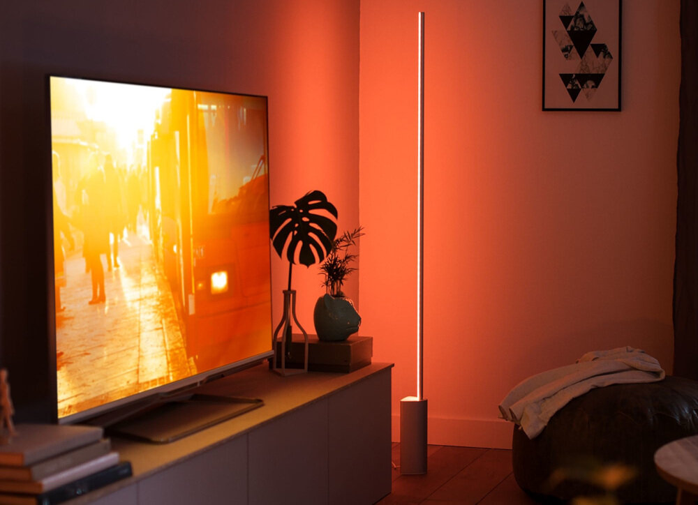 Lampa podłogowa PHILIPS HUE Signe lampa podłogowa z wbudowanym źródłem światła LED białe kolorowe światło 16 milionów kolorów niewielki rozmiar łatwość podłączenia