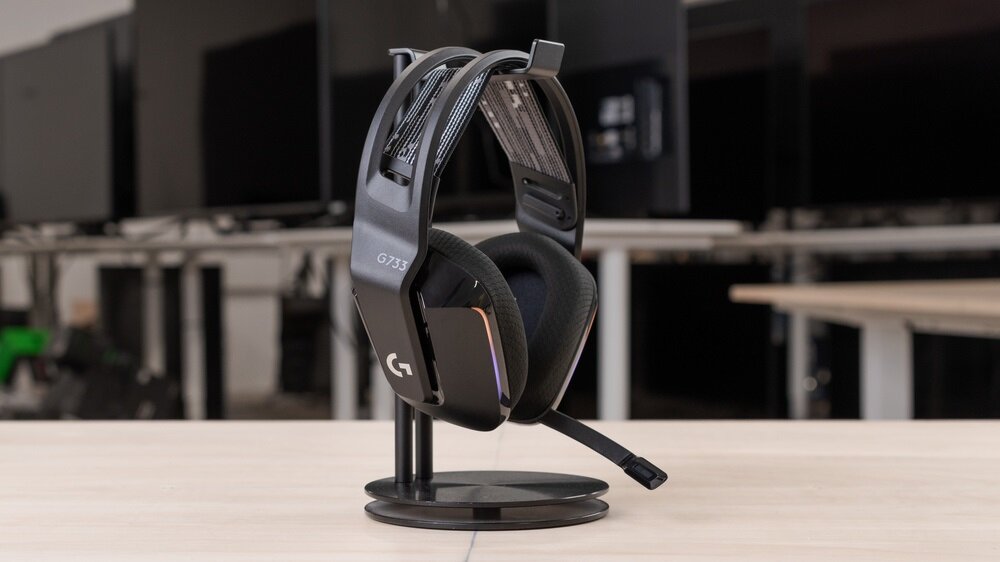 Навушники LOGITECH G733 Lightspeed, сучасний дизайн