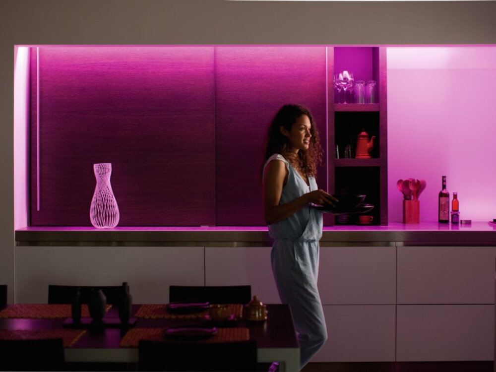 Taśma LED PHILIPS HUE 929002269101 2 m klasa energetyczna a żywotność do 25000 godzin temperatura barwowa 2000 a 6500 K