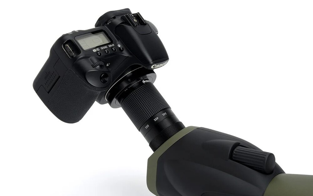 Luneta CELESTRON Ultima 100 z podłączonym aparatem
