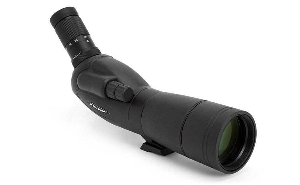 Luneta kątowa Celestron Trailseeker 65 od przodu pod kątem