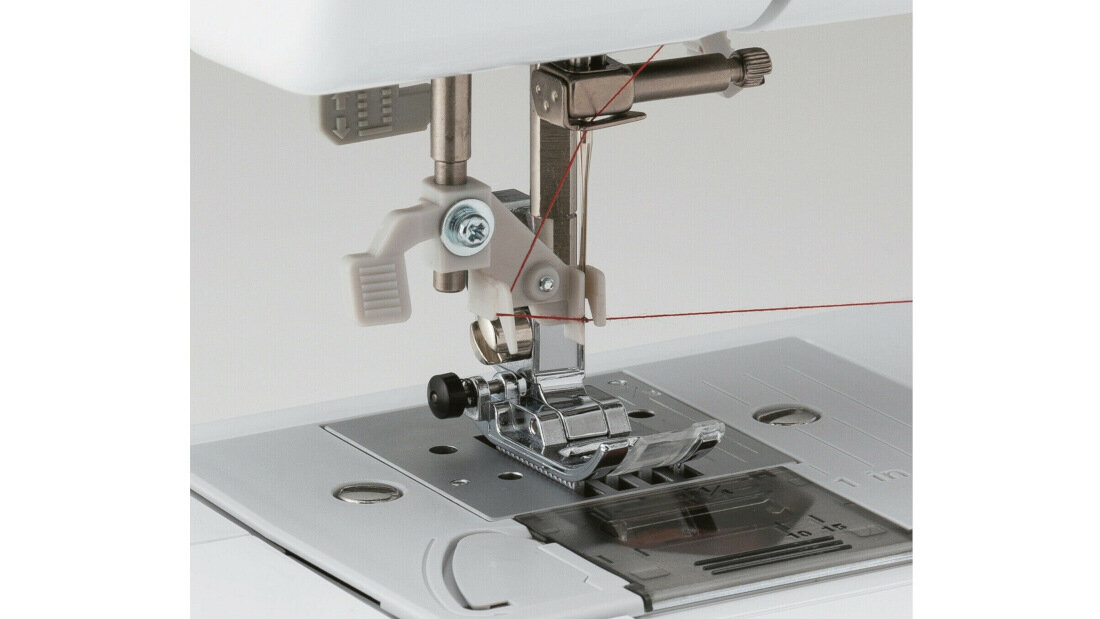 Maszyna do szycia BROTHER CS10S wygodne podswietlenie LED wyposazenie oswietlenie