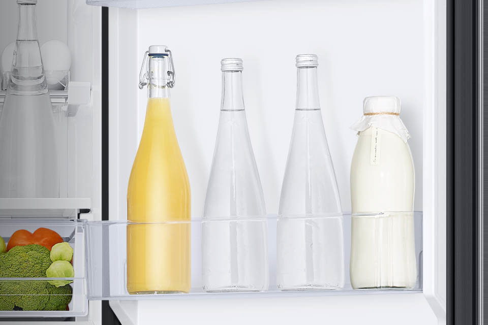 phpub85vD pojemniki na drzwiach