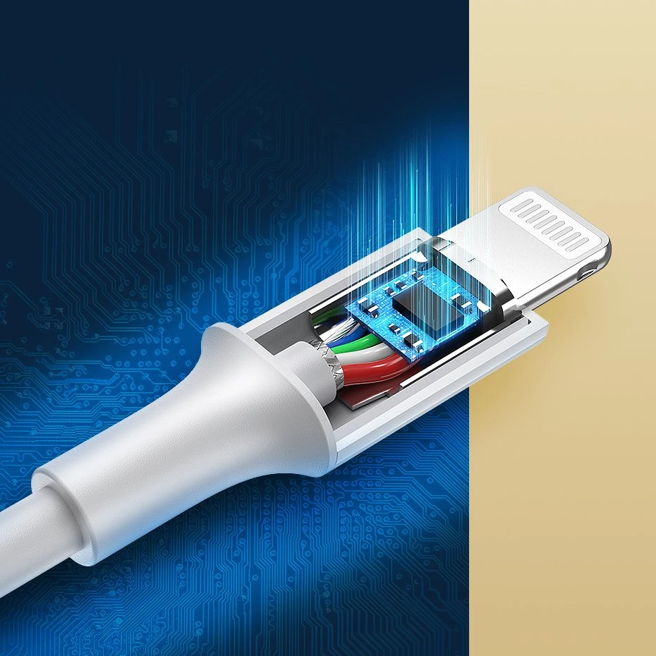 Obraz przedstawia biały kabel z widocznym przekrojem, ukazującym kolorowe przewody i niebieski układ elektroniczny wewnątrz złącza. Tło jest podzielone na część niebieską z wzorem obwodów i jasną, jednolitą powierzchnię.