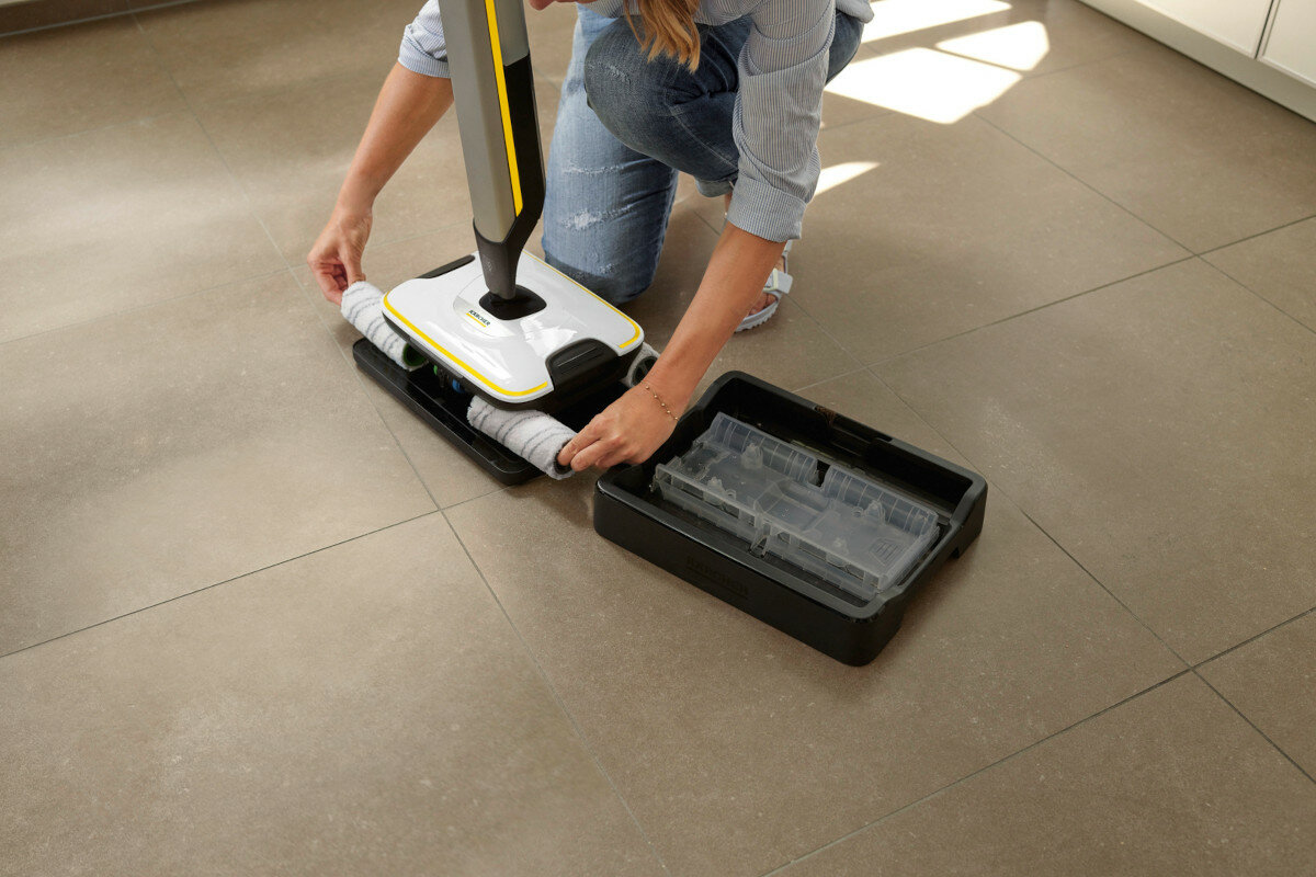 Електрична швабра KARCHER FC 7 Premium Home Line 1.055-760.0 сигнал переливу