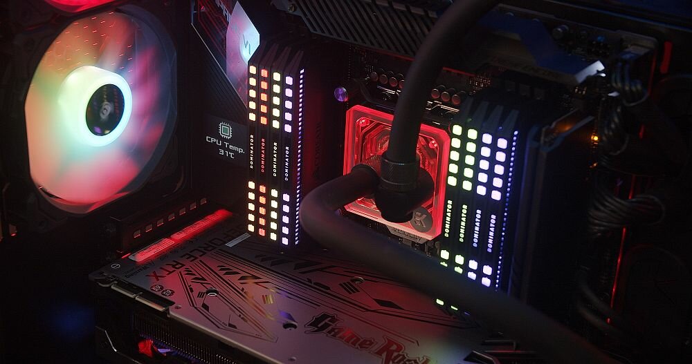 Komputer MAD DOG Blue I9-10980XE 128GB 2+4T SSD RTX3090 24 1600W W10P -  karta sieciowa brak opóźnień 