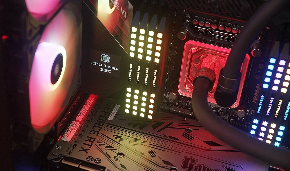 Komputer MAD DOG Blue I9-10980XE 128GB 2+4T SSD RTX3090 24 1600W W10P -  Chłodzenie