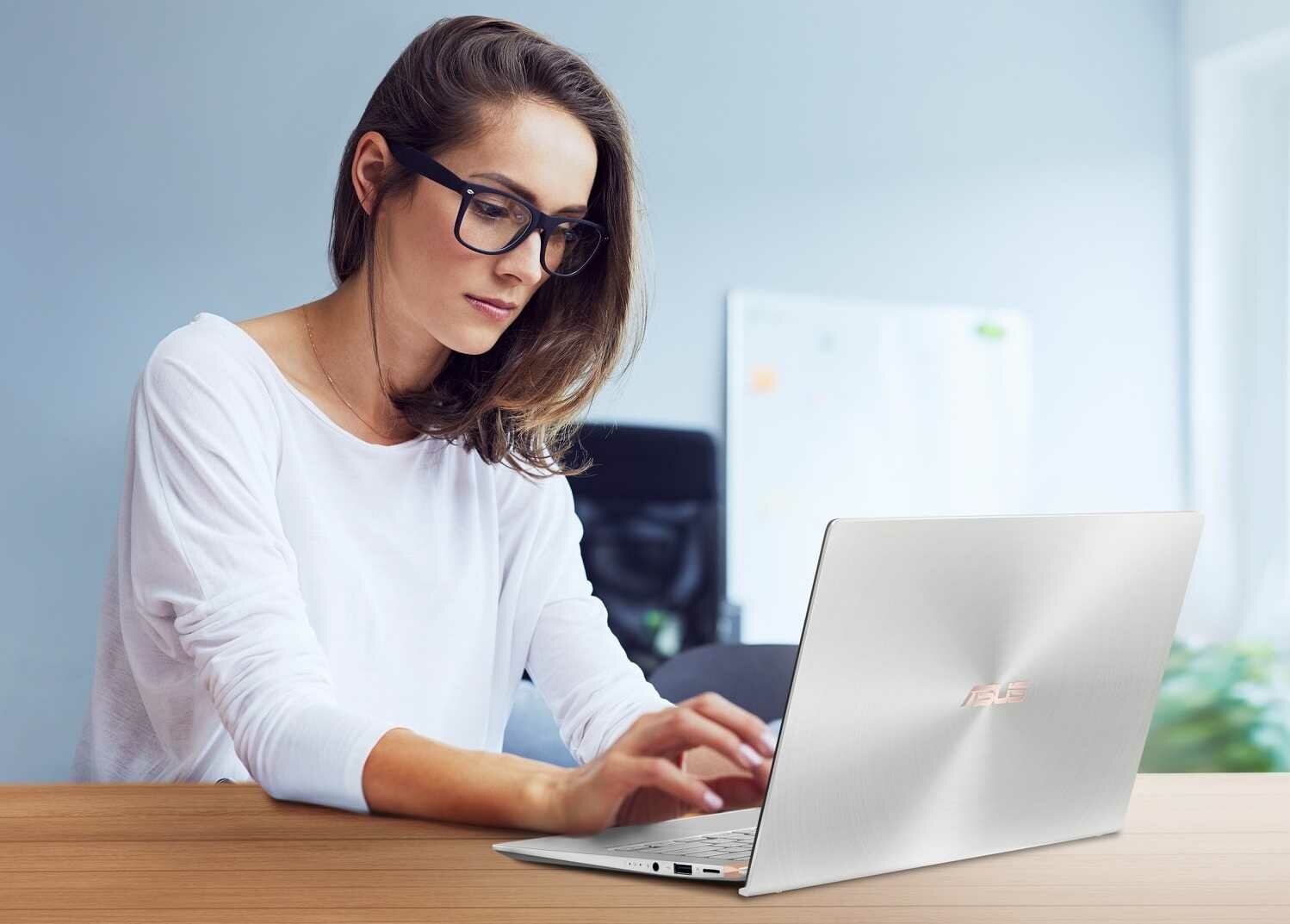 Laptop ASUS ZenBook UX433FN - Wi-Fi