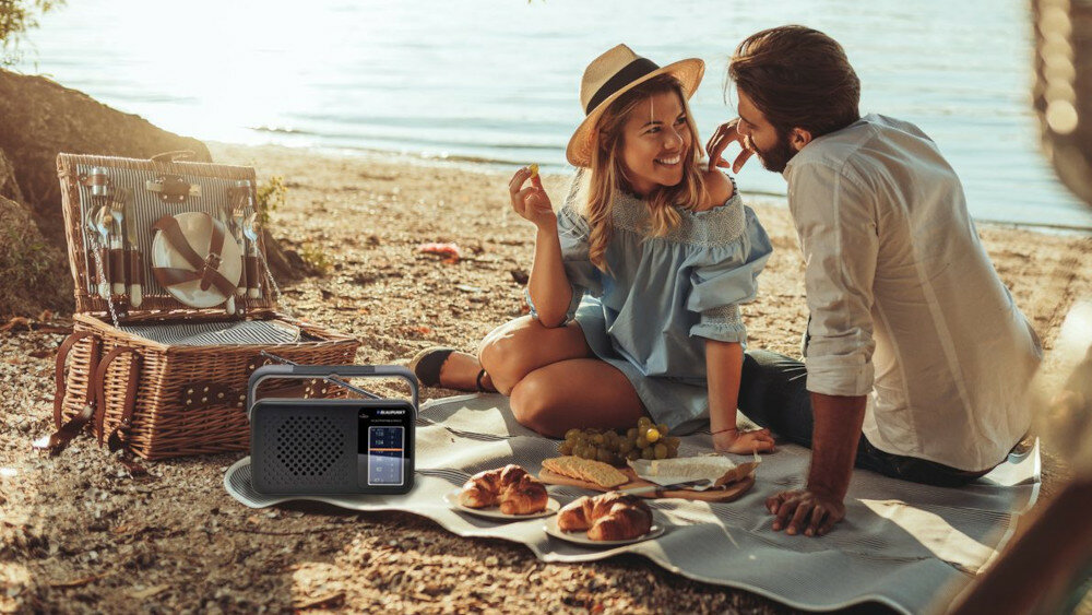 Radio BLAUPUNKT PR8BK - kompaktowy rozmiar