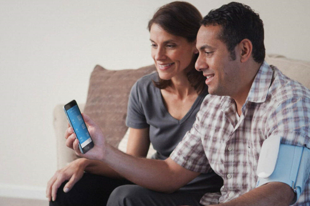Cisnieniomierz iHEALTH Neo wyswietlacz norma aplikacja