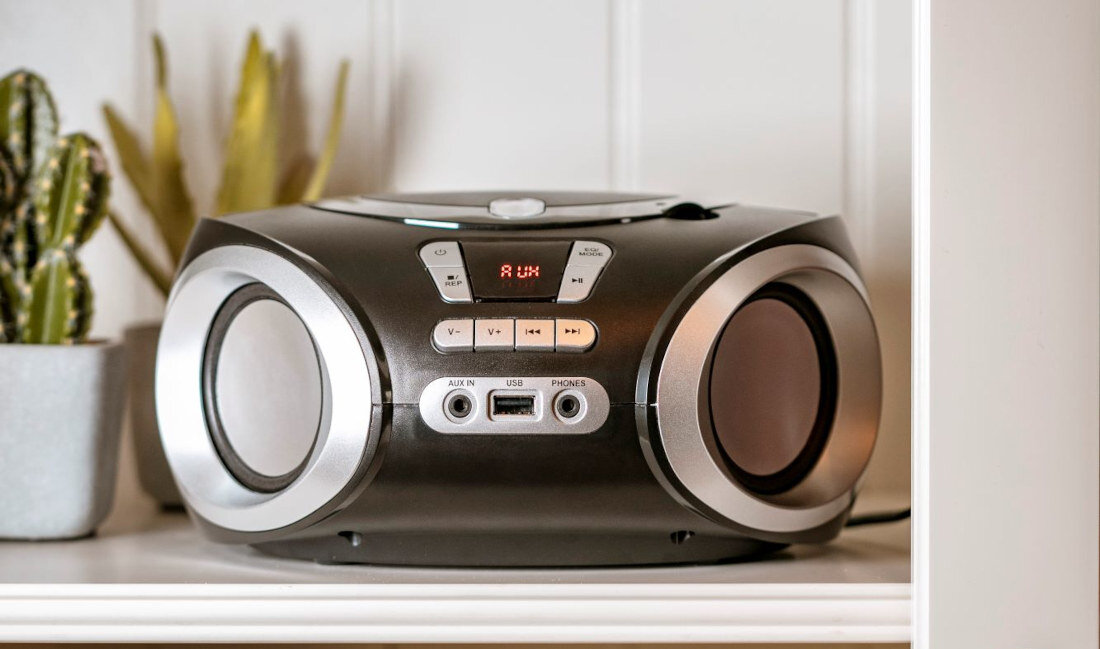 Radioodtwarzacz ADLER AD 1181 Boombox odtworzenie płyt CD port USB-A