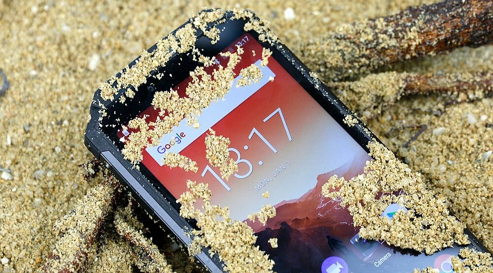 Smartfon OUKITEL WP2 aparat procesor bateria ekran ram pamięć pojemność rozdzielczość zestaw