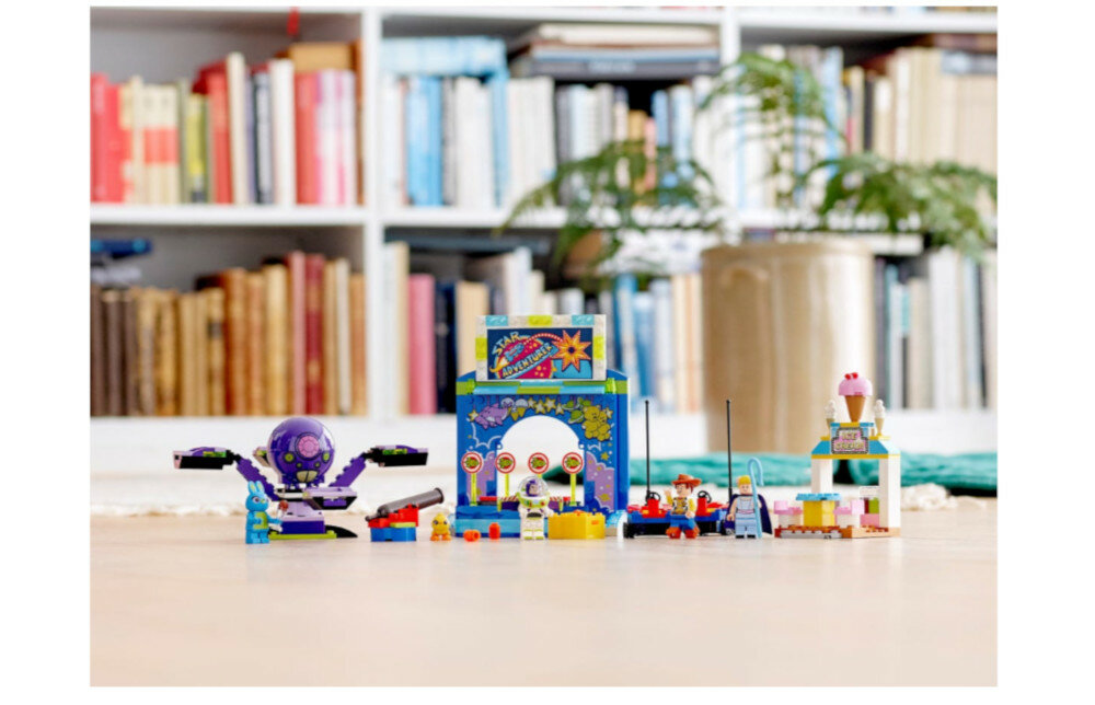 LEGO Disney Karnawałowe szaleństwo Chudego i Buzza 10770