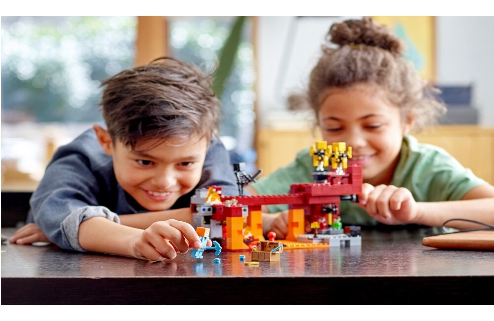 Kreatywna zabawa prawidłowy rozwój merytoryczny dziecka klocki figurki minifigurki bez zasilania klasyczna zabawa wysoka jakość lego