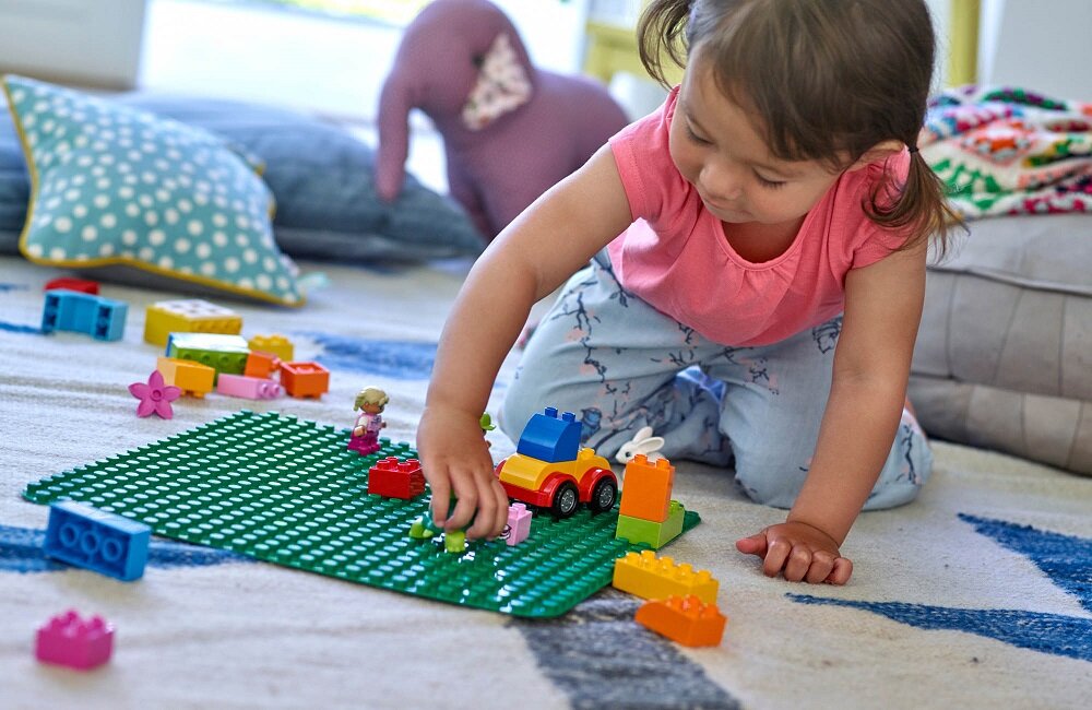 LEGO Duplo Płytka budowlana 2304 Rozbudź w dziecku kreatywne działania od najmłodszych lat wymiary podstawa do budowania