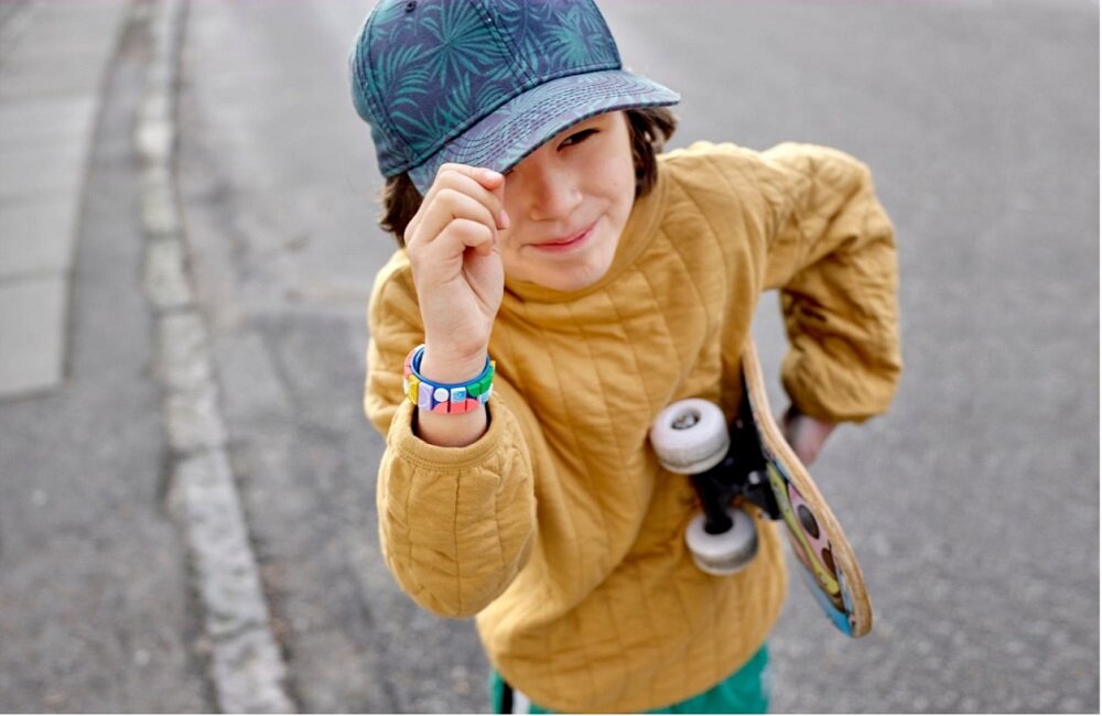 LEGO Dots Bransoletka sportowa 41911 łatwa i intuicyjna zabawka dla miłośników prac ręcznych możliwość zrobienia własnej biżuterii